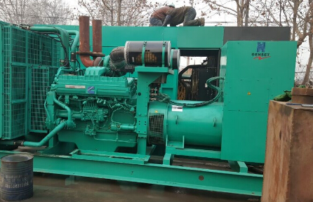 沧州发电机组如何判断水冷式机油散热器内部是否需要清洗？